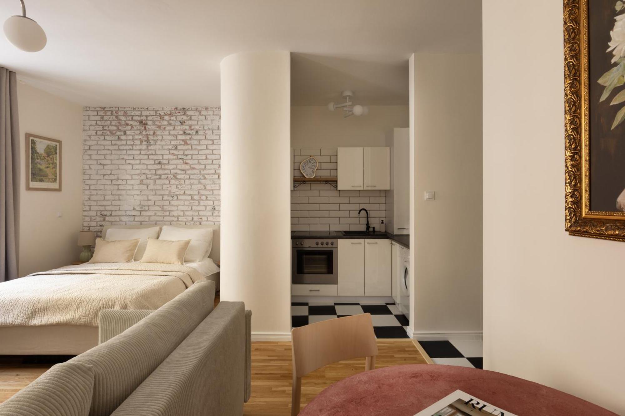 Prestigious Main Square Apartment, Krakow